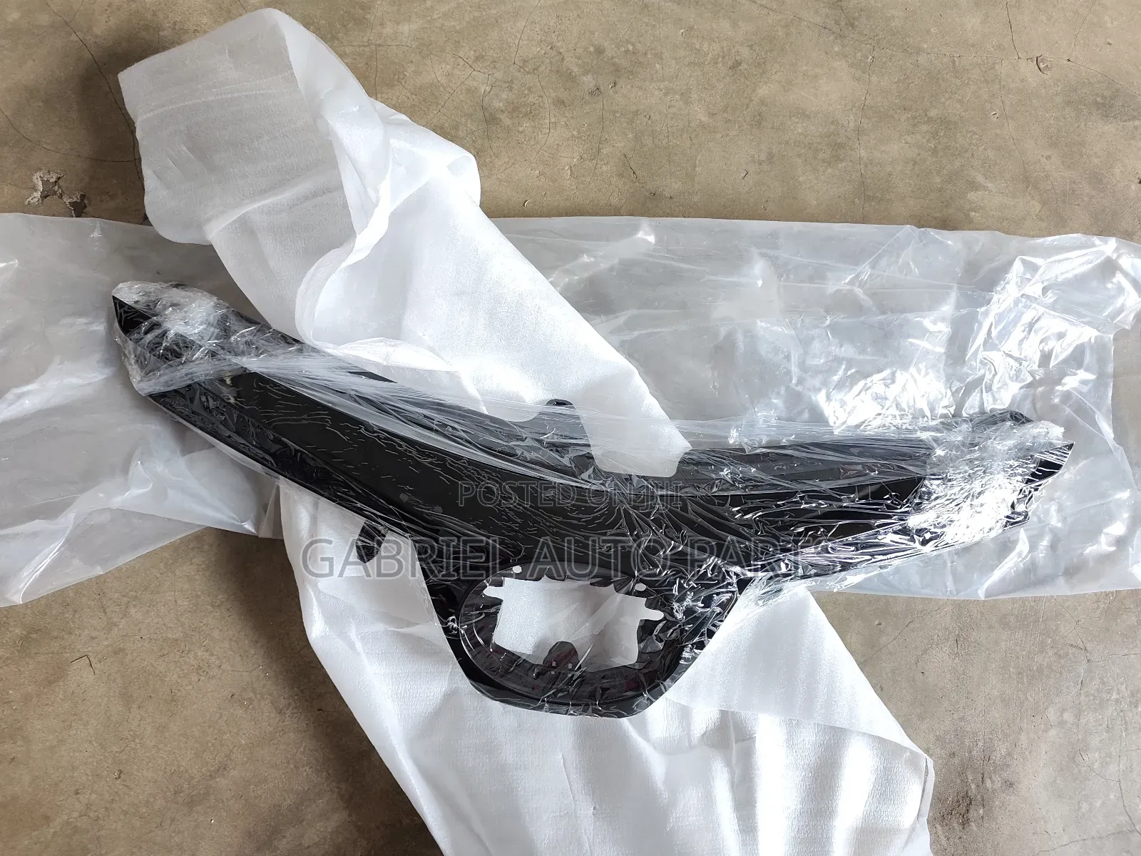Toyota Corolla Top Grill 2016___2019
