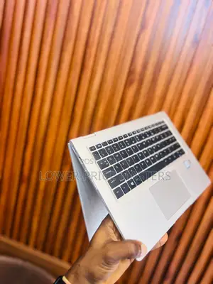 New Laptop HP EliteBook x360 1030 G2 8GB Intel Core i5 SSD 256GB
