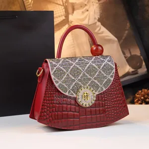**Classy Top-Handle Handbag – Not Too Big, Not Too Small