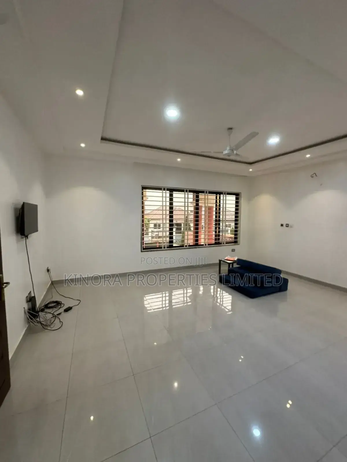 4bdrm Duplex in Ghana Flag, Oyarifa for rent