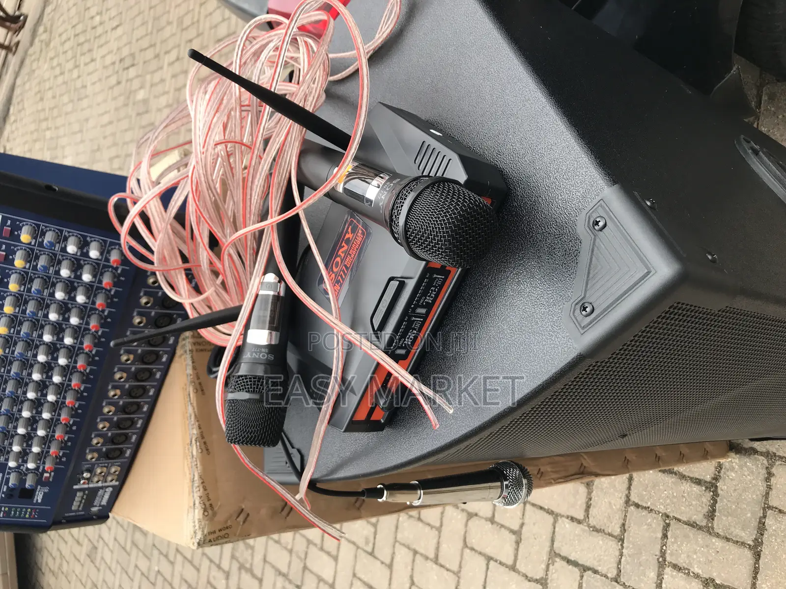 Complete Speaker Mixer Mic Set