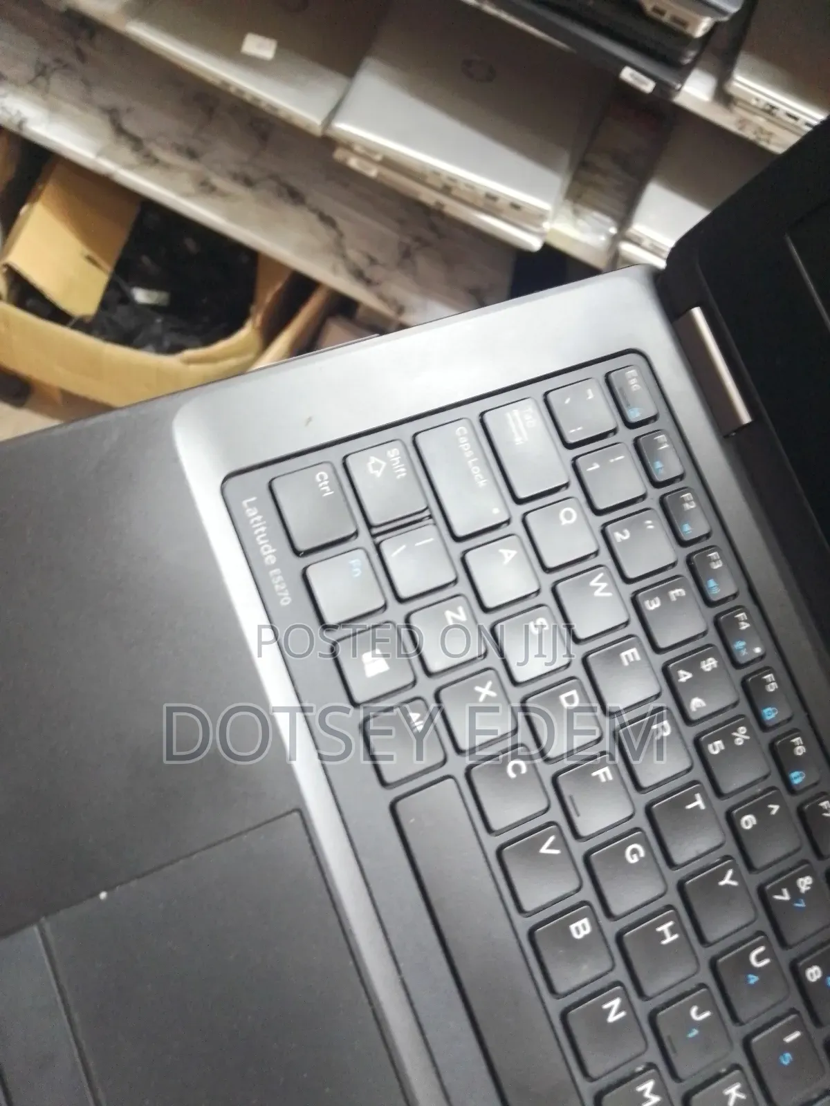 Laptop Dell Latitude E5270 8GB Intel Core I5 SSD 256GB