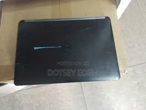 Laptop Dell Latitude E5270 8GB Intel Core I5 SSD 256GB