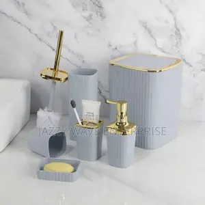 Bathroom Brush Set / Dustbin