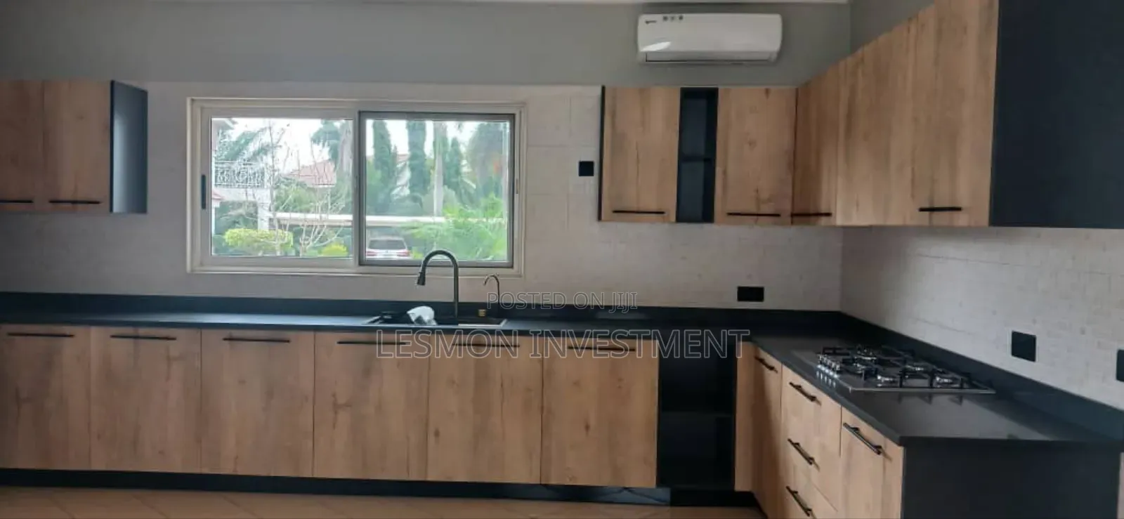 5bdrm House in Adjiriganor for rent