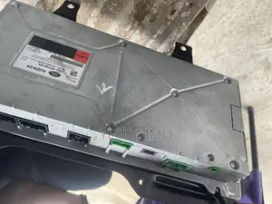 Range Rover Radio Amplifier