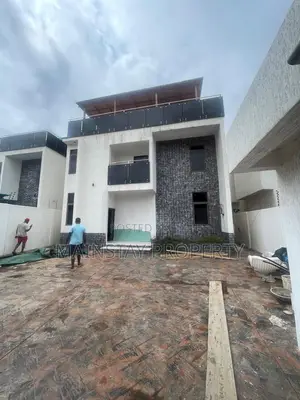 5bdrm House in Mainstay Estates, East Legon for sale