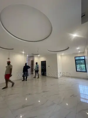 5bdrm House in Mainstay Estates, East Legon for sale