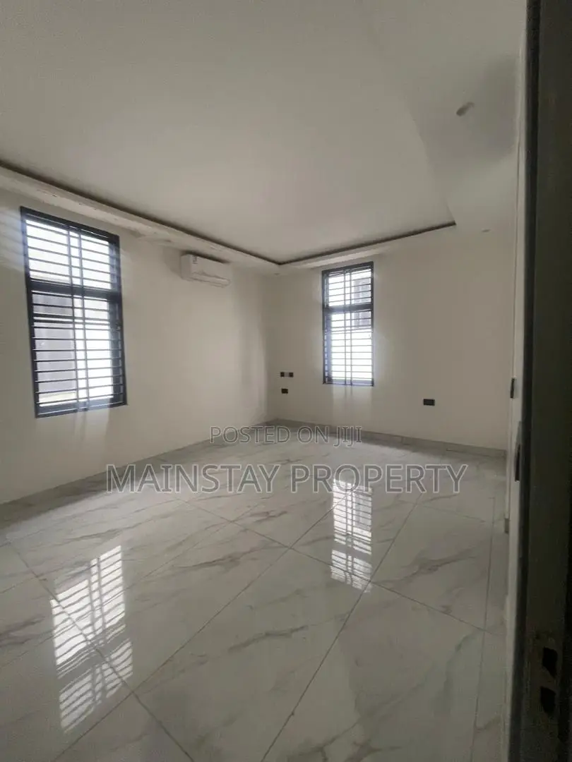 5bdrm House in Mainstay Estates, East Legon for sale