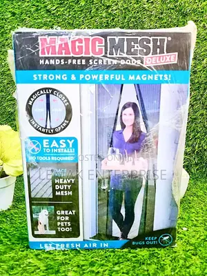Magic Mesh Hand-Free Screen Door