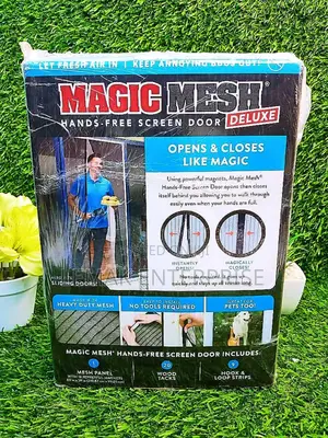 Magic Mesh Hand-Free Screen Door