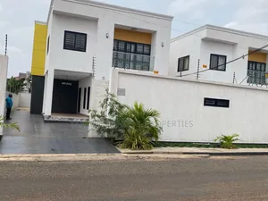 4bdrm House in Spintex for sale