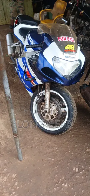 Suzuki GSR 2009 White