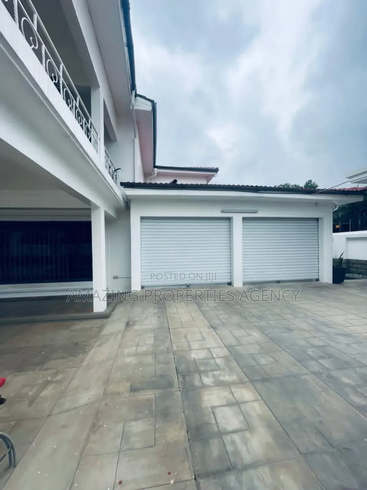 5bdrm House in East Legon for rent