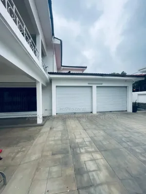 5bdrm House in East Legon for rent