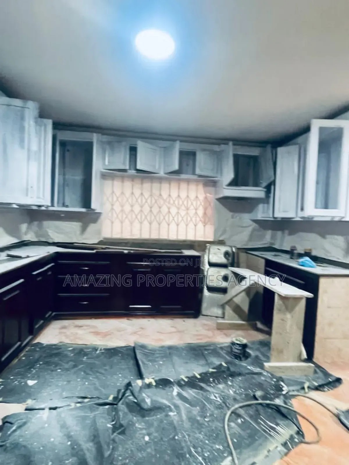 5bdrm House in East Legon for rent
