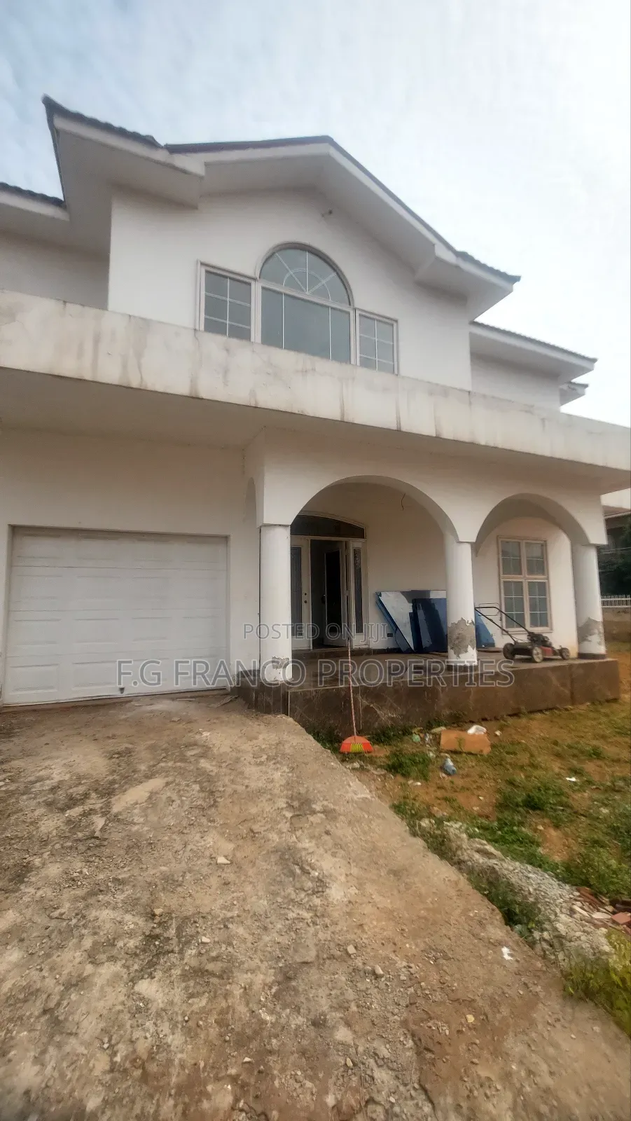 6bdrm House in Kg.Franco Properties, Spintex for sale