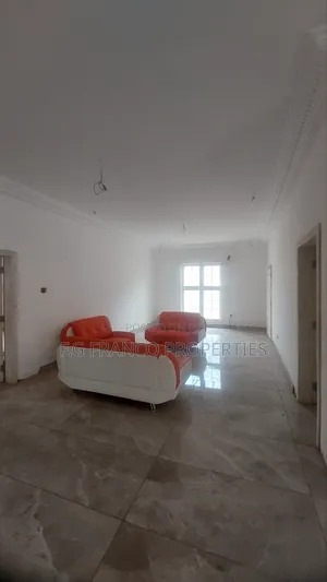 6bdrm House in Kg.Franco Properties, Spintex for sale