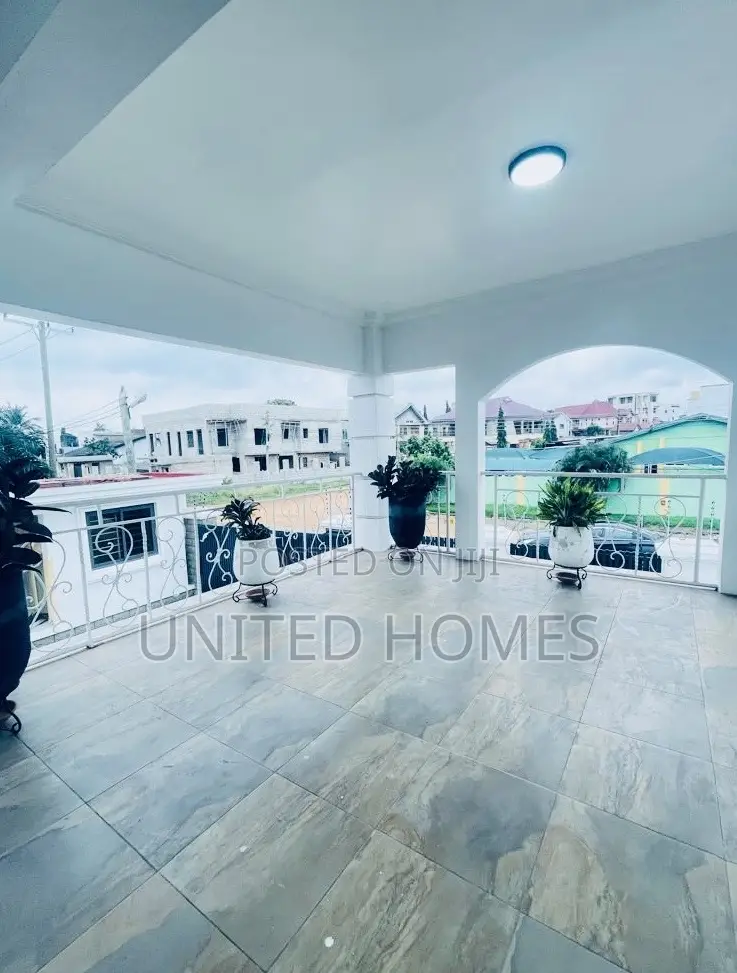 4bdrm House in East Legon for rent