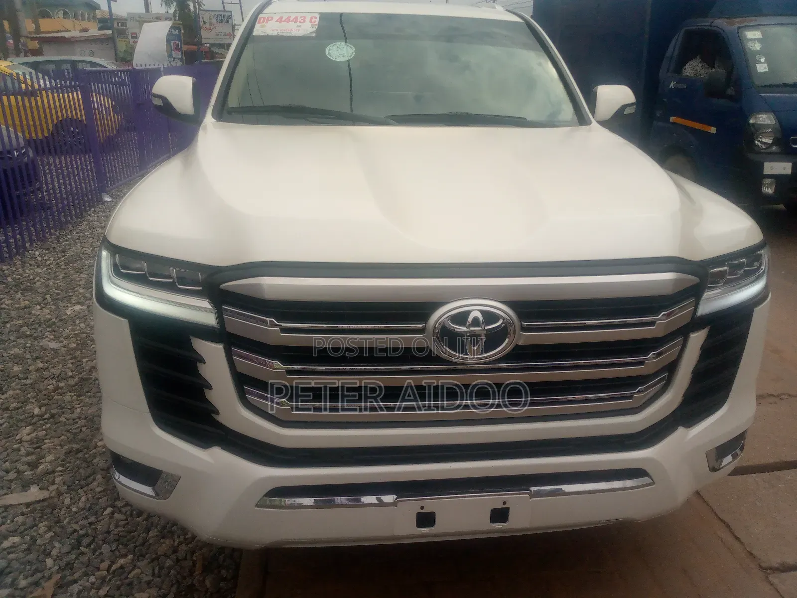 Toyota Land Cruiser 2015 White