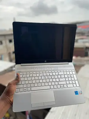 Laptop HP 15-Dw3031 12GB Intel Core I5 SSD 256GB
