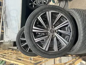 Toyota Camry 17