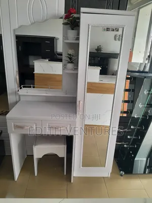Wooddrift Dressing Mirror