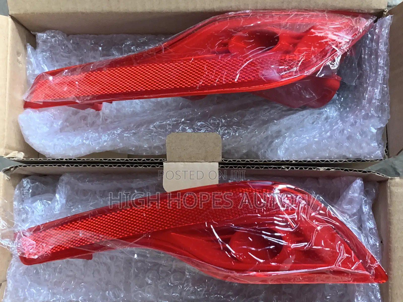 2017 Honda Cr-v Back Bumper Reflector.