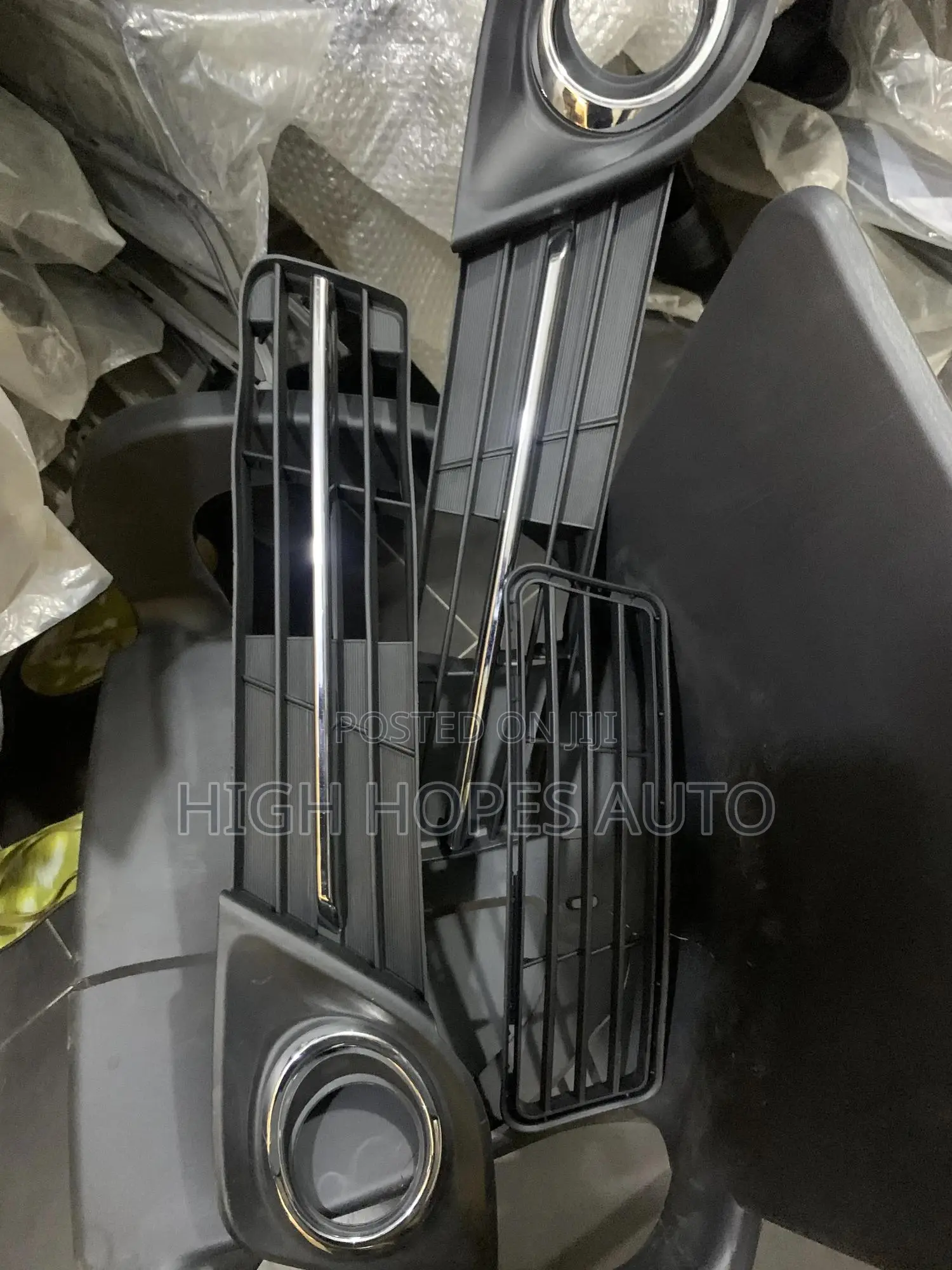 2012-2014 Toyota Camry Fog Light Cover.