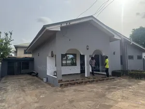 3bdrm House in Community 16 Area, Spintex for rent