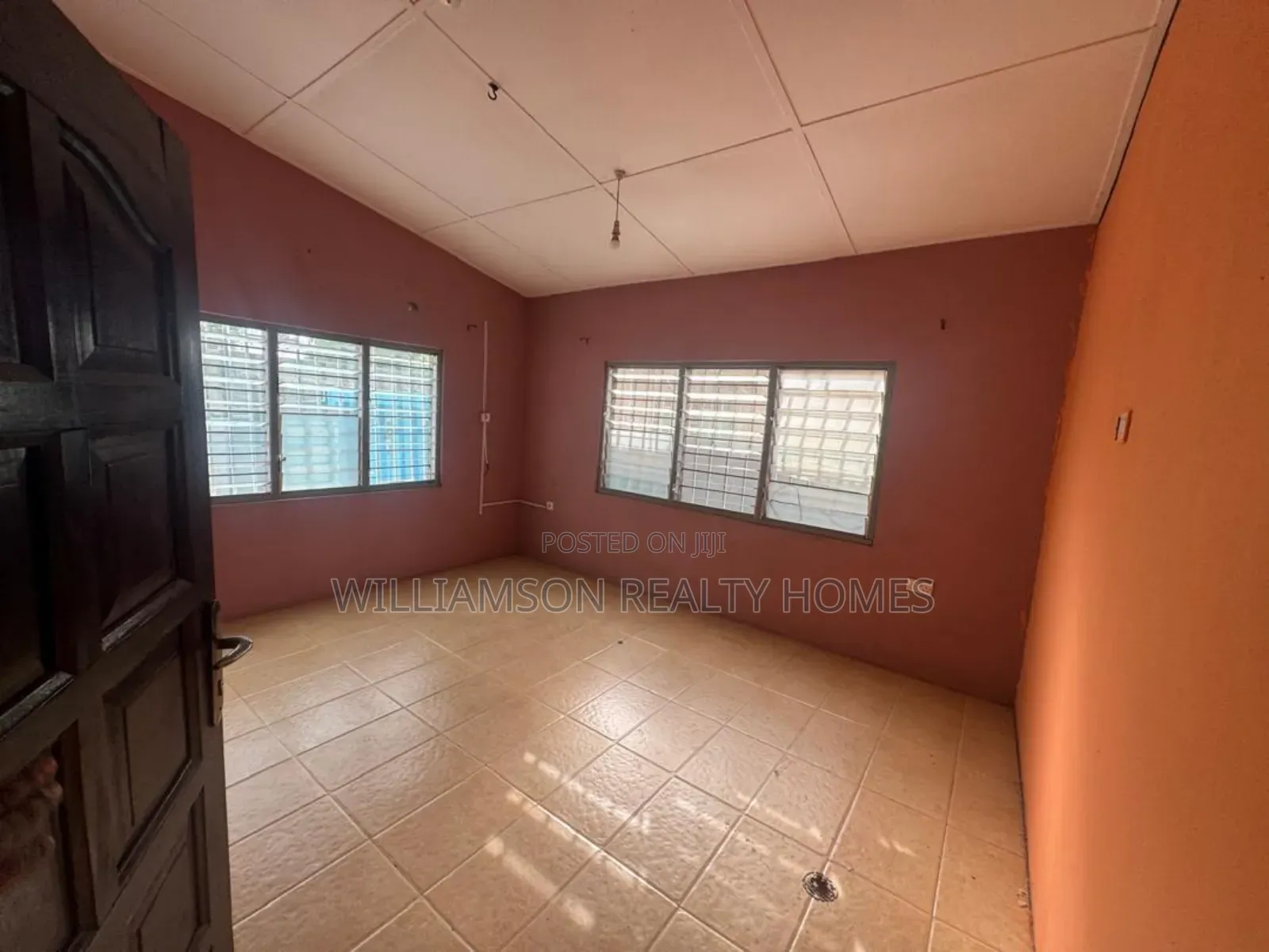 3bdrm House in Community 16 Area, Spintex for rent