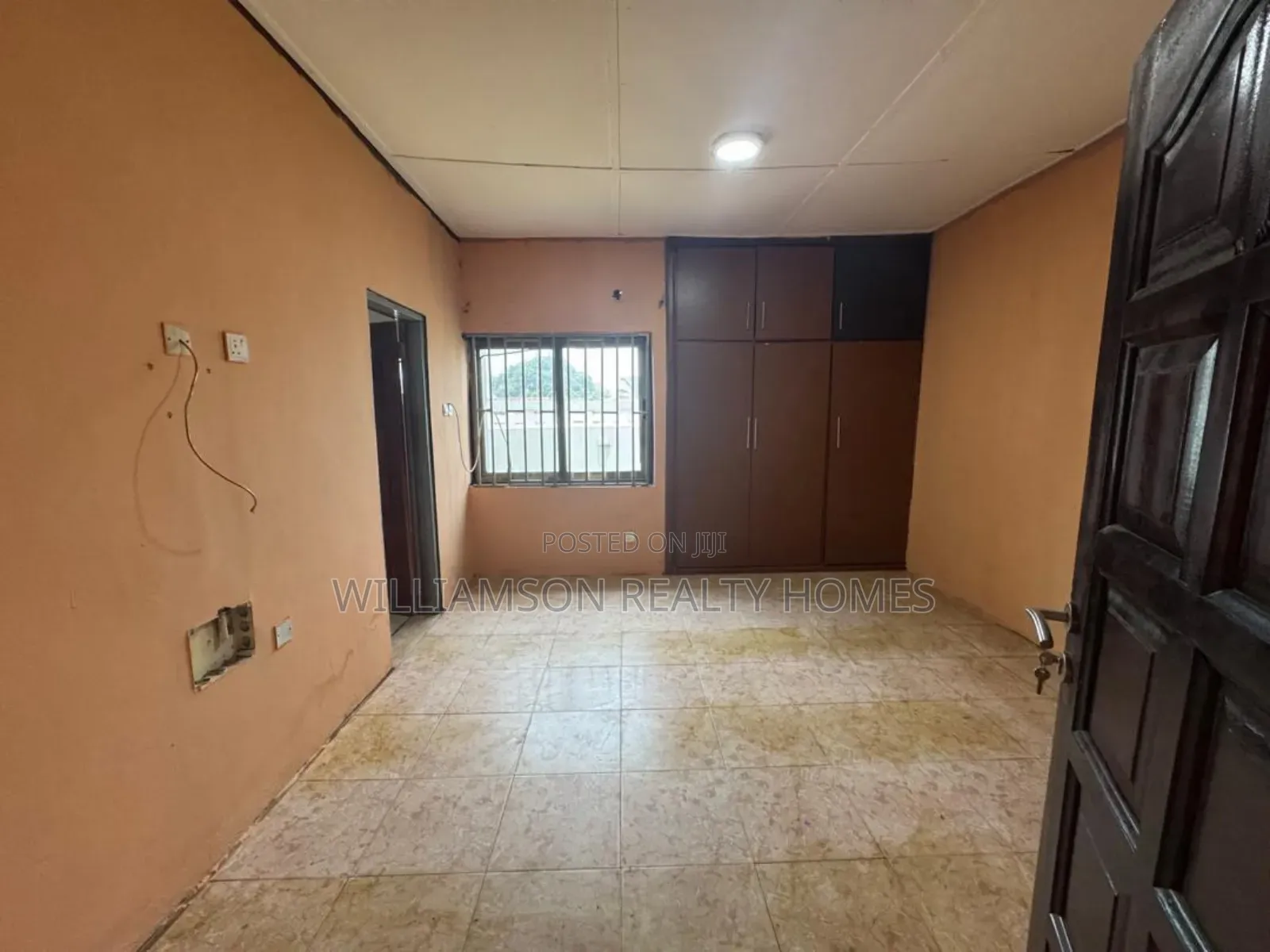 3bdrm House in Community 16 Area, Spintex for rent