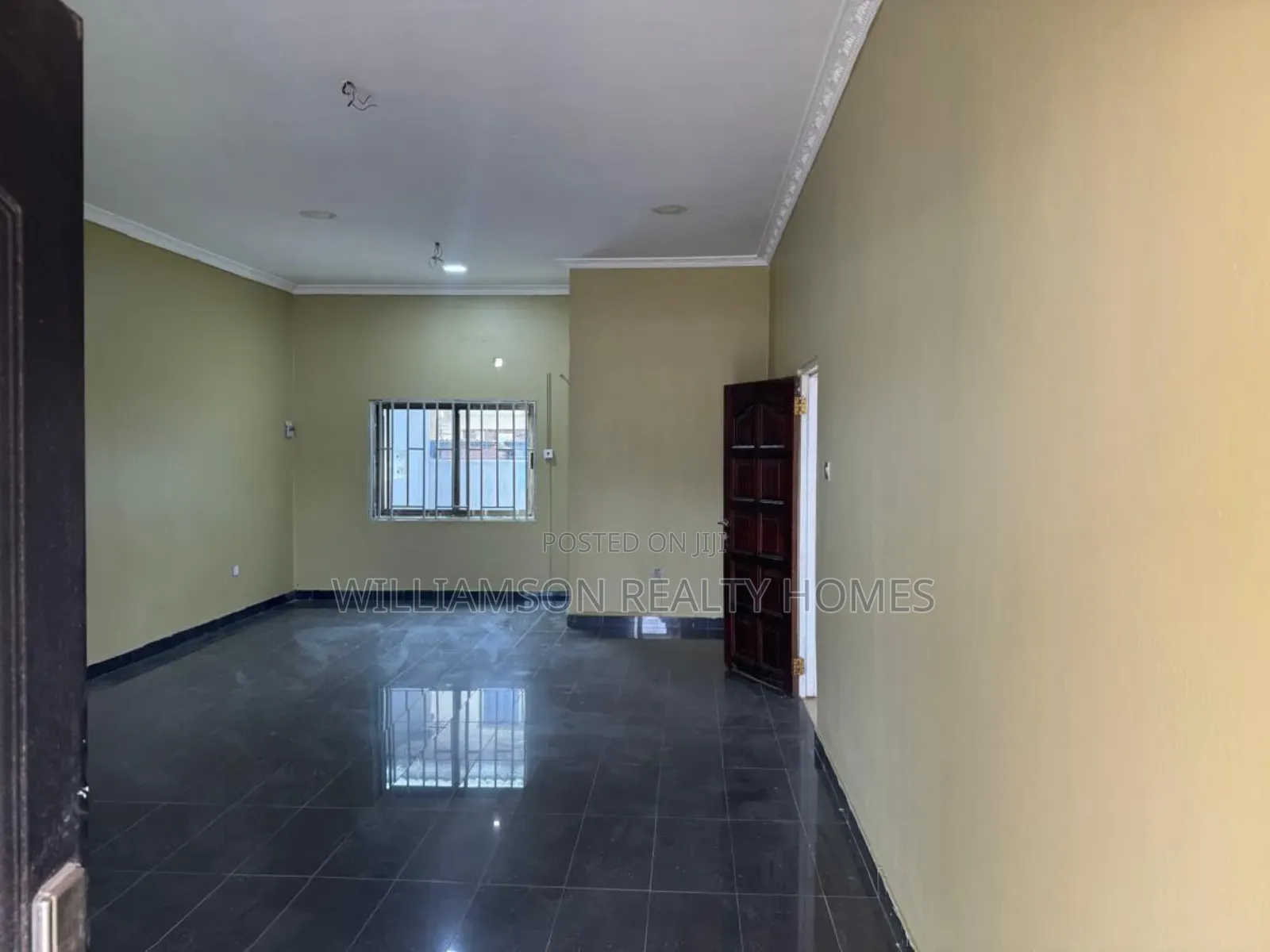 3bdrm House in Community 16 Area, Spintex for rent