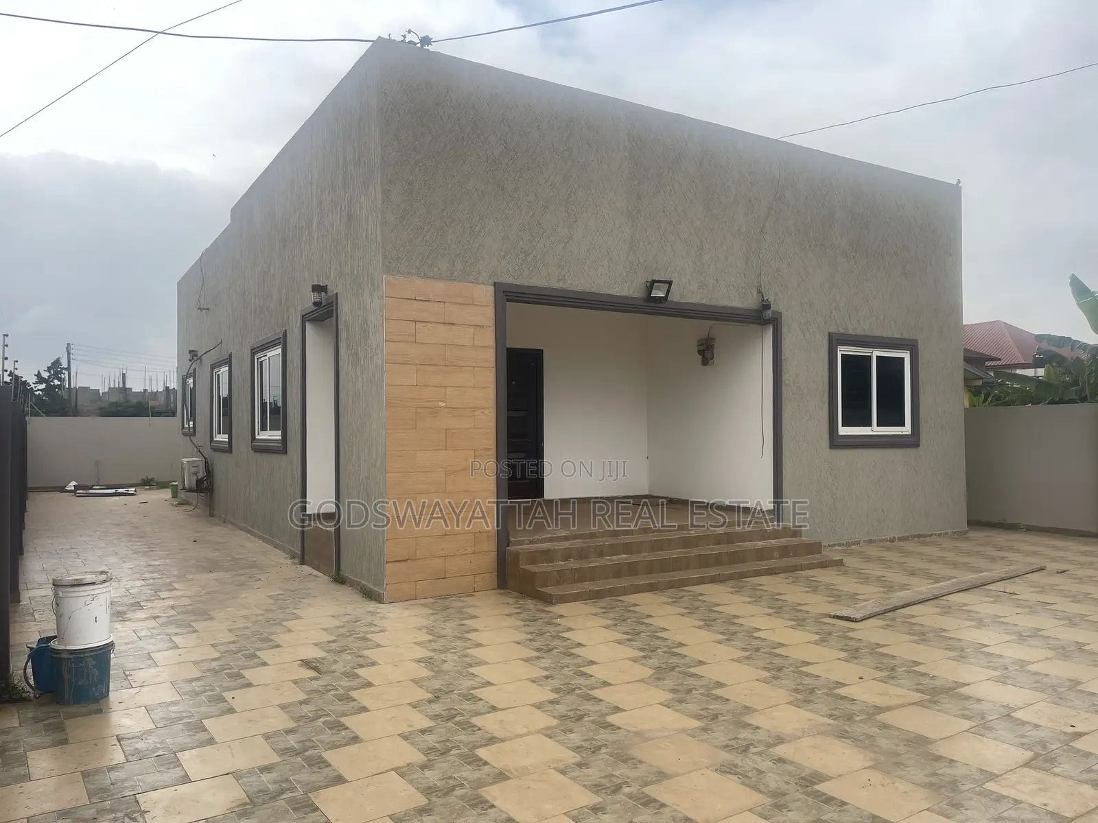 3bdrm House in East Legon, Adjiriganor for rent