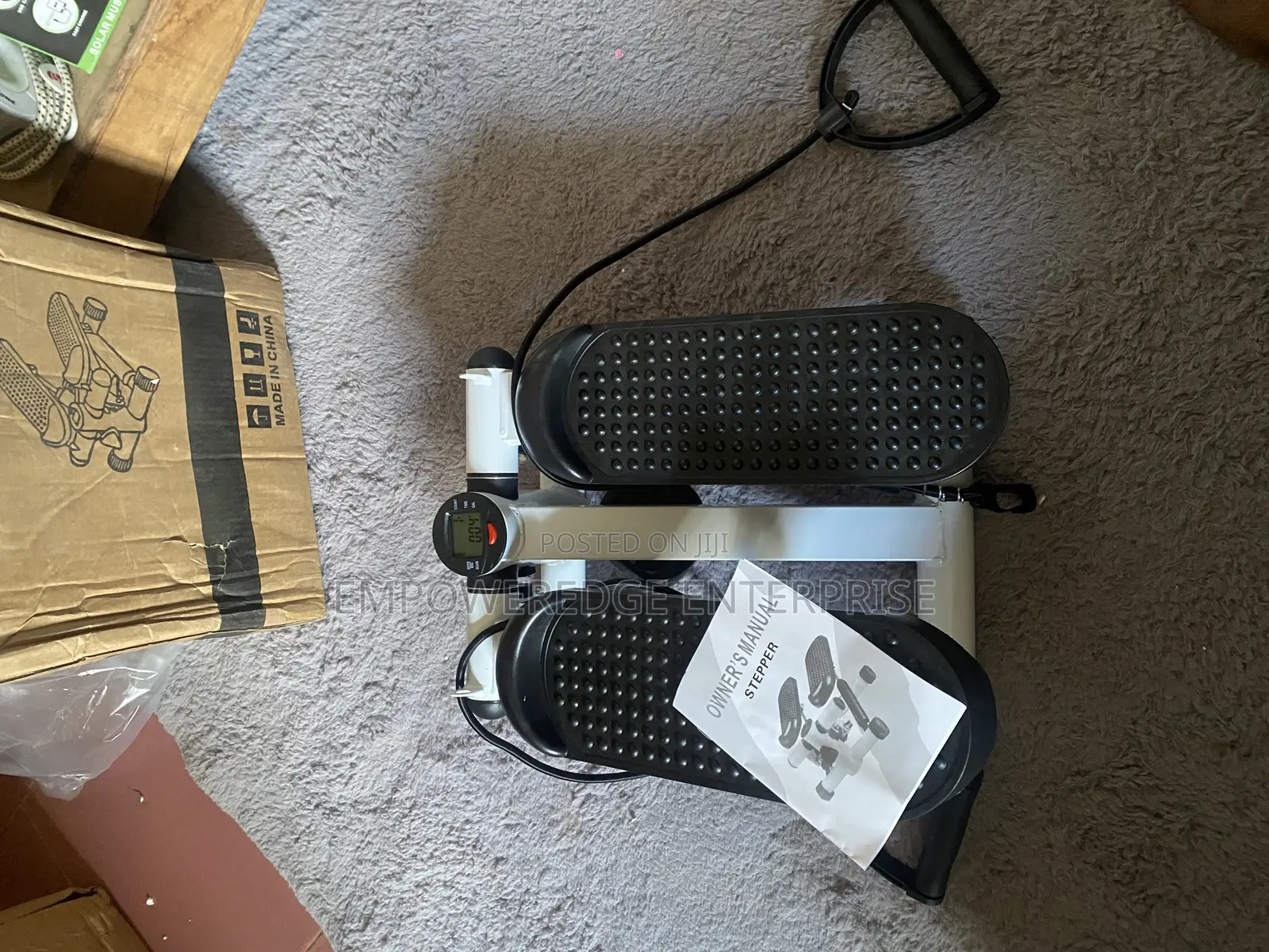 Mini Stepper With Resistance Rope