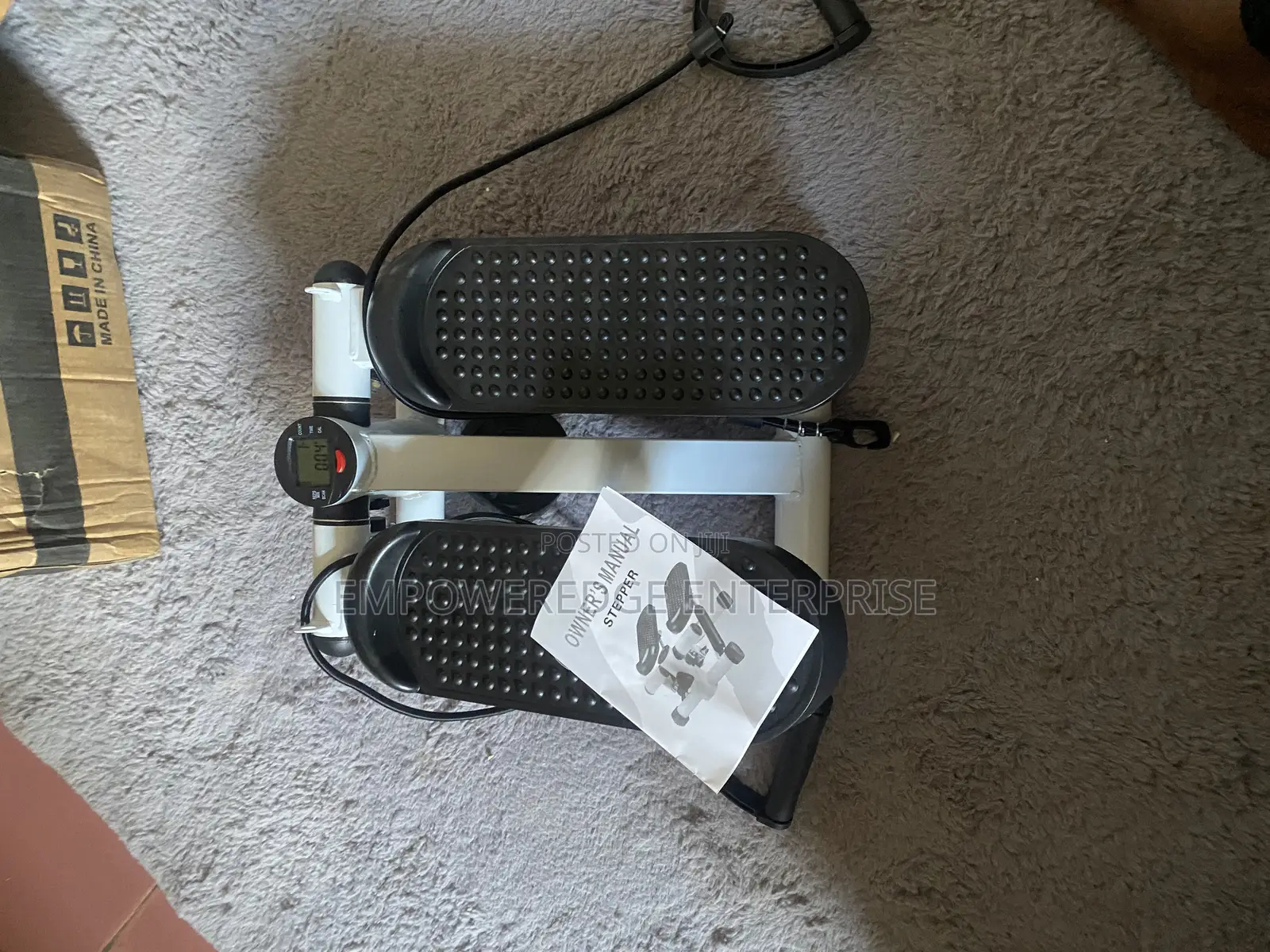 Mini Stepper With Resistance Rope