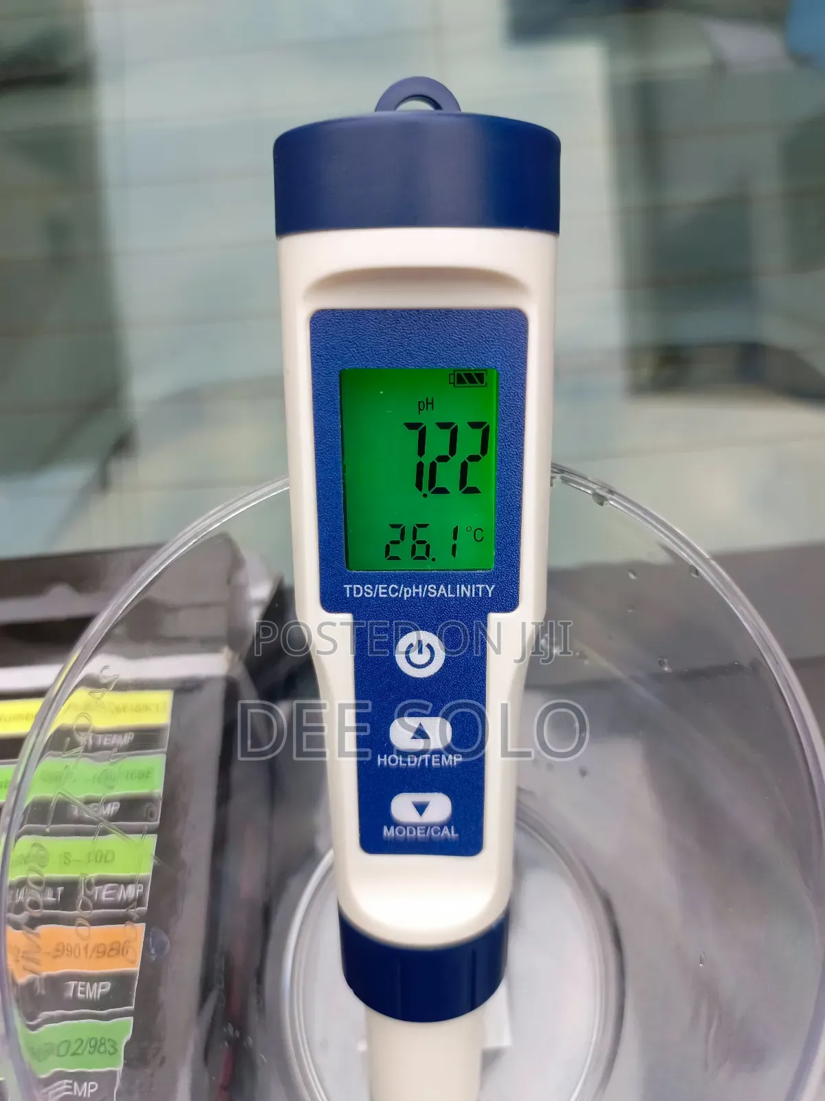 Digital Ph Meter.