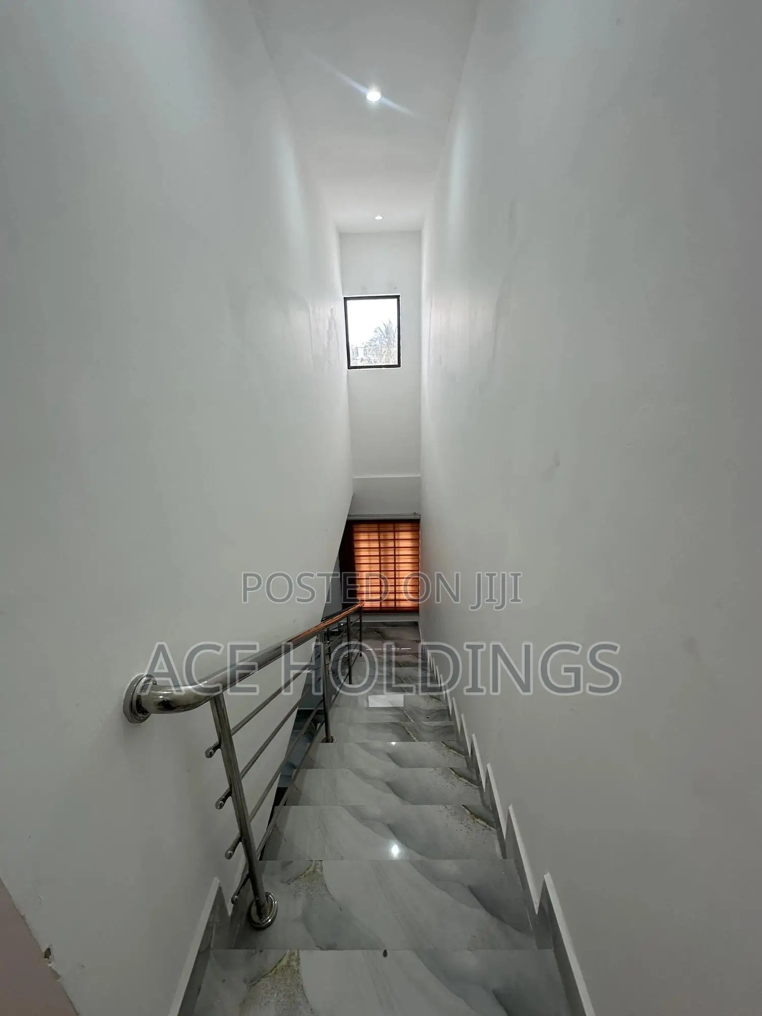 Furnished 2bdrm Townhouse / Terrace in Nmai Dzorn for rent