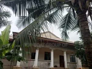 5bdrm House in Top-Boat Estate, Kumasi Metropolitan for sale