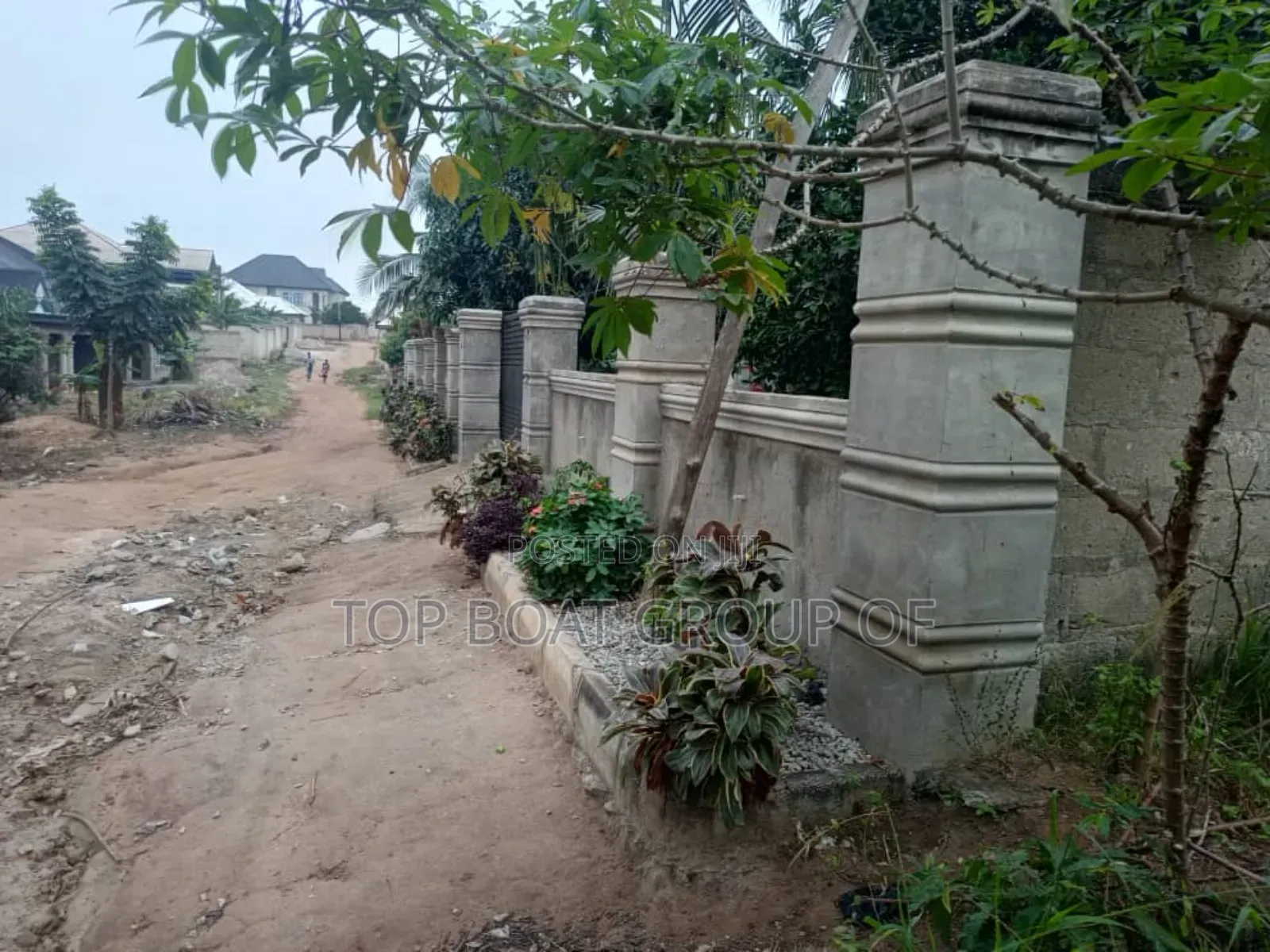 5bdrm House in Top-Boat Estate, Kumasi Metropolitan for sale