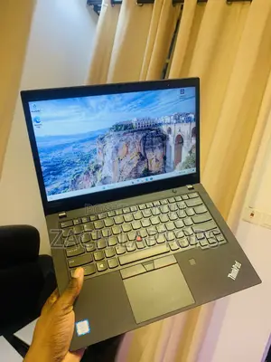 Laptop Lenovo Thinkpad T490s 16GB Intel Core I5 SSD 256GB