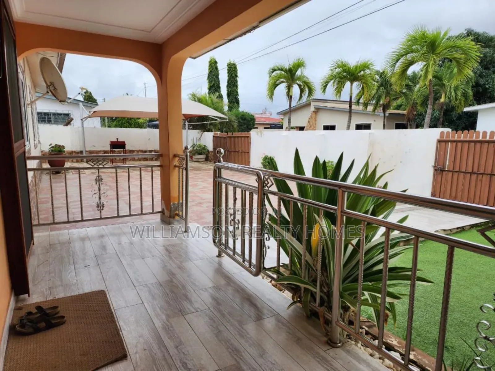 4bdrm House in Regimanuel Estate, Spintex for rent