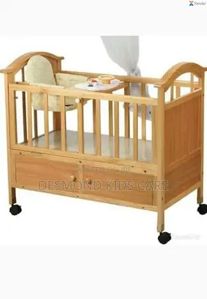 Baby’S Wooden Cot With Drawer