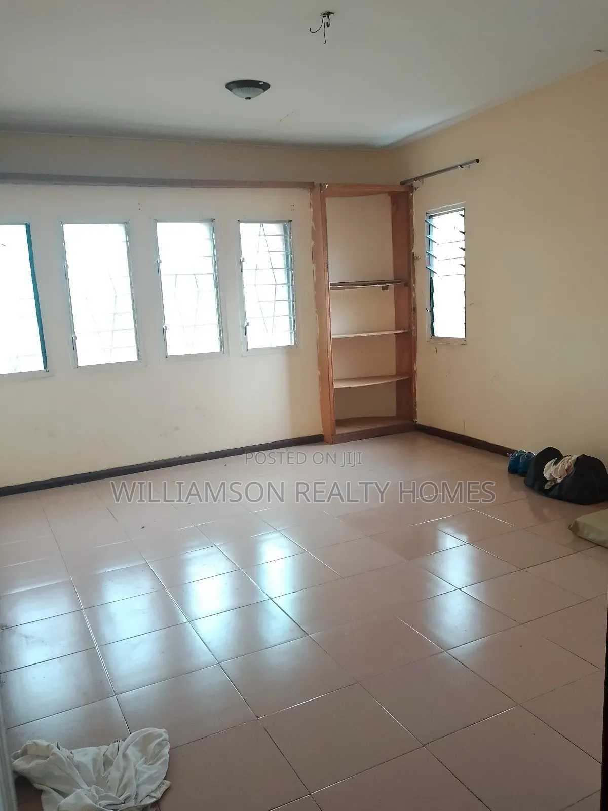 2bdrm Apartment in Baatsonaa Total Area, Spintex for rent