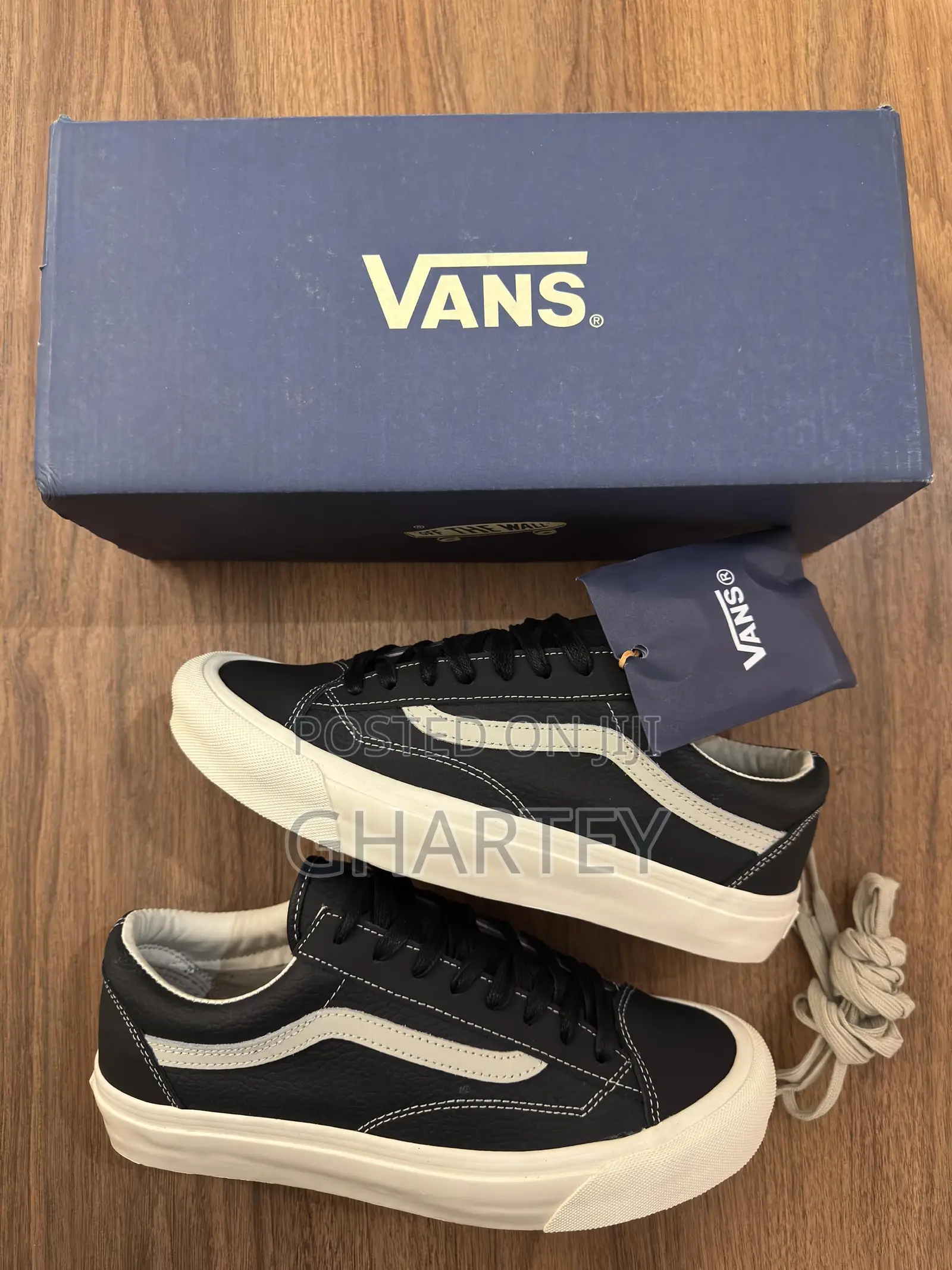 High Quality Original Vans Luxury Sneakers In Black & White