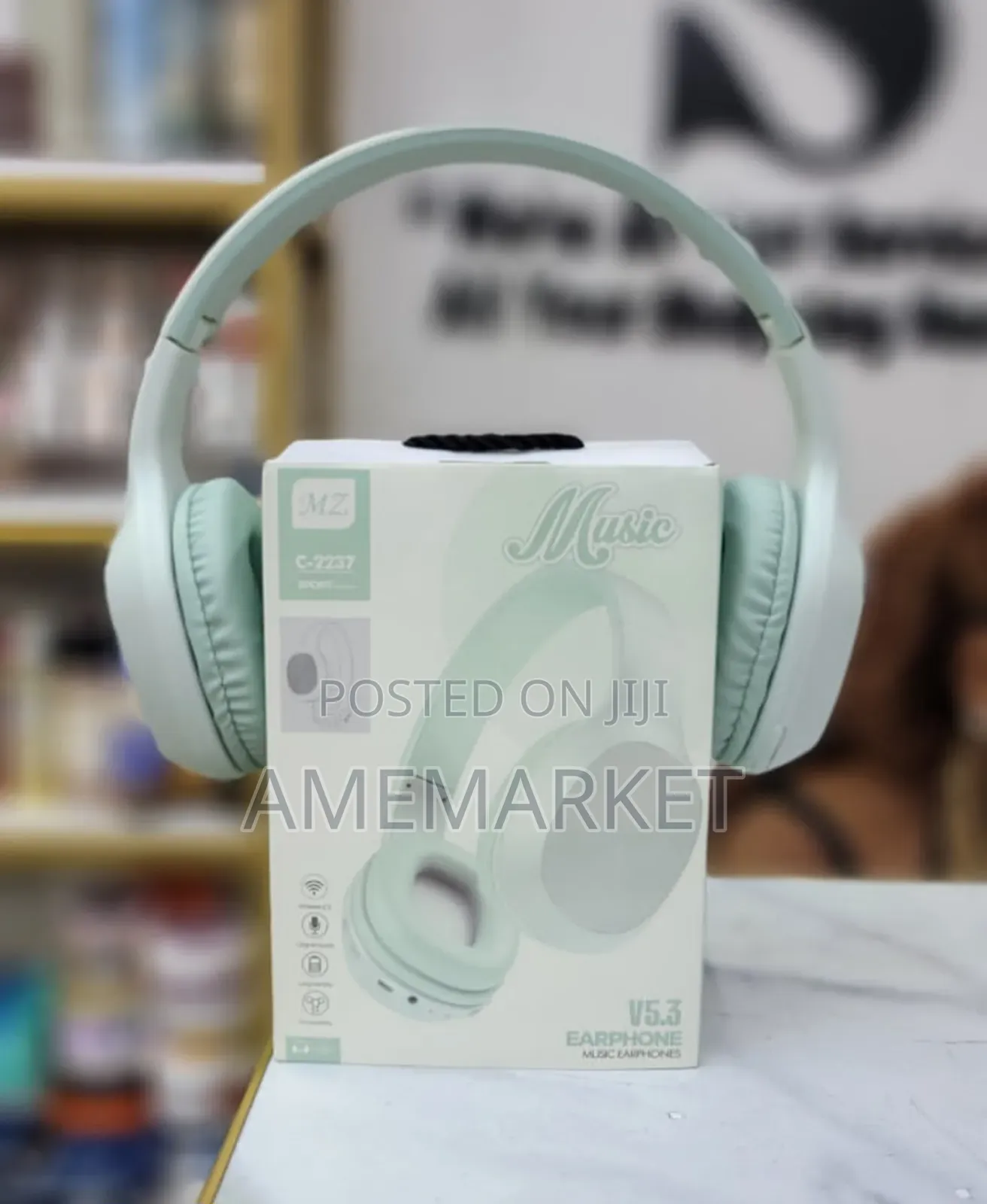 Wireless Bluetooth Headphones. Heavy Bass Headset With Microphone