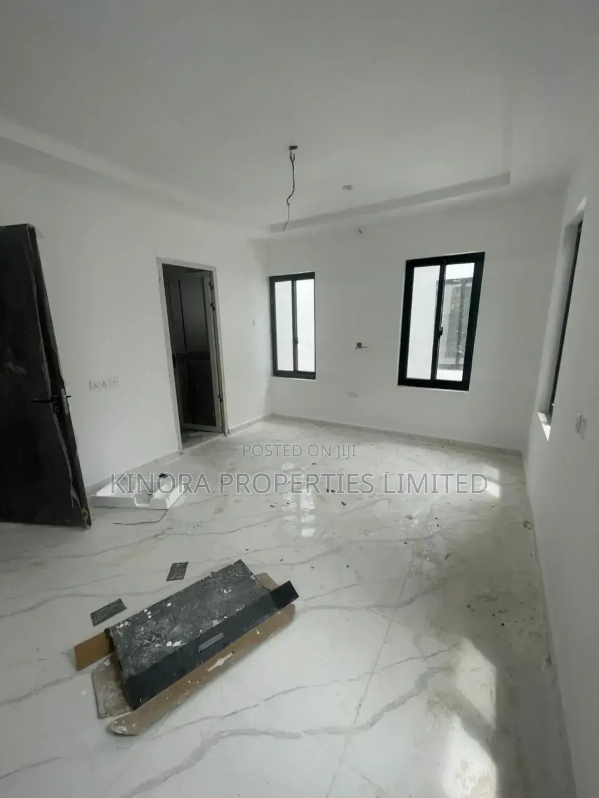 3bdrm Duplex in Oyarifa for sale
