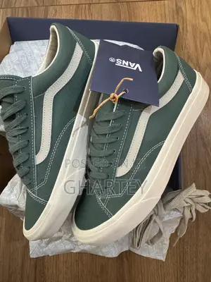 Original Classic Vans Sneakers Pine Green