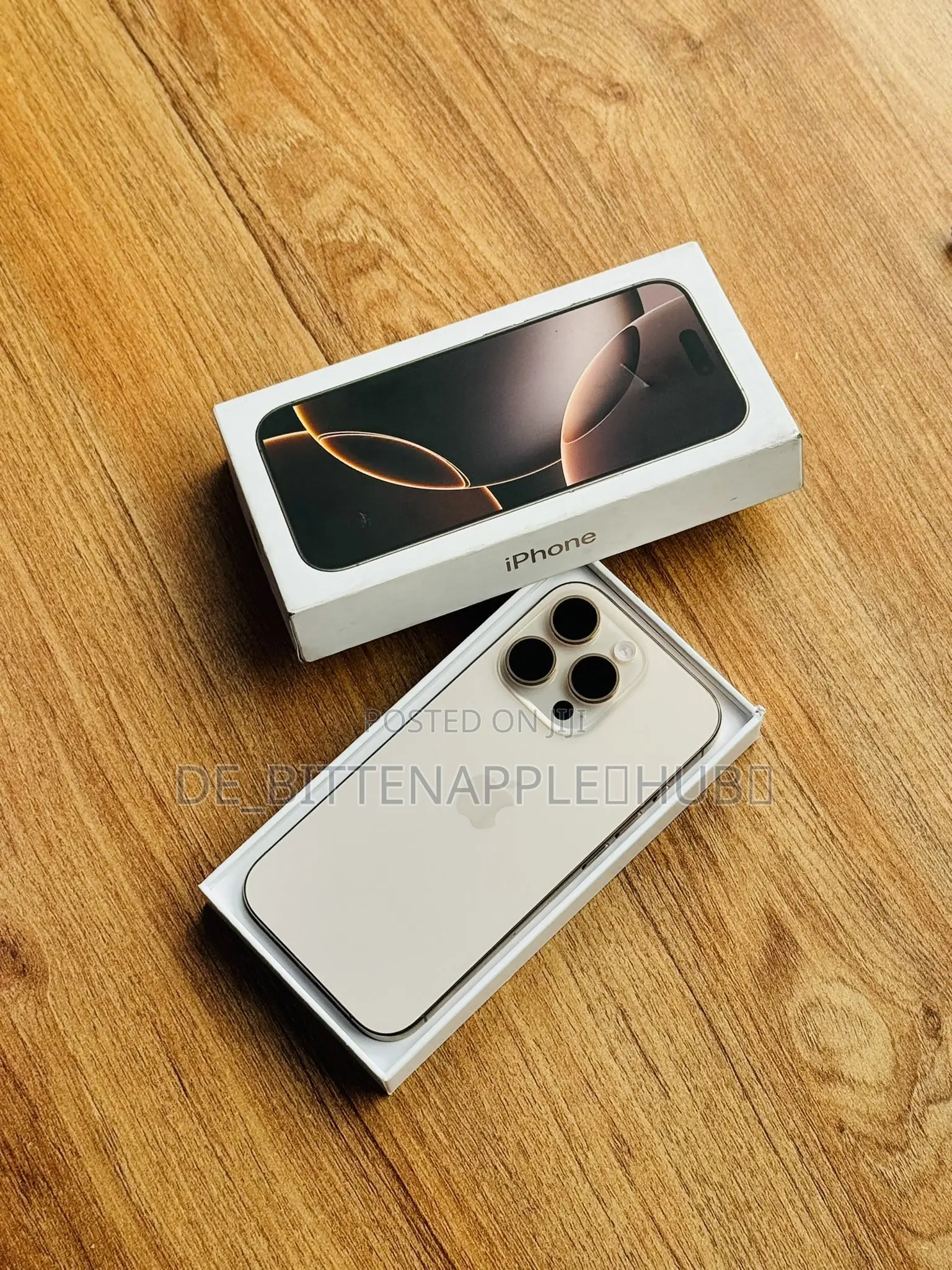 Apple iPhone 16 Pro Max 256 GB Gold