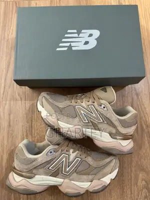 New Balance 9060 'taupe' Sneakers - Brown